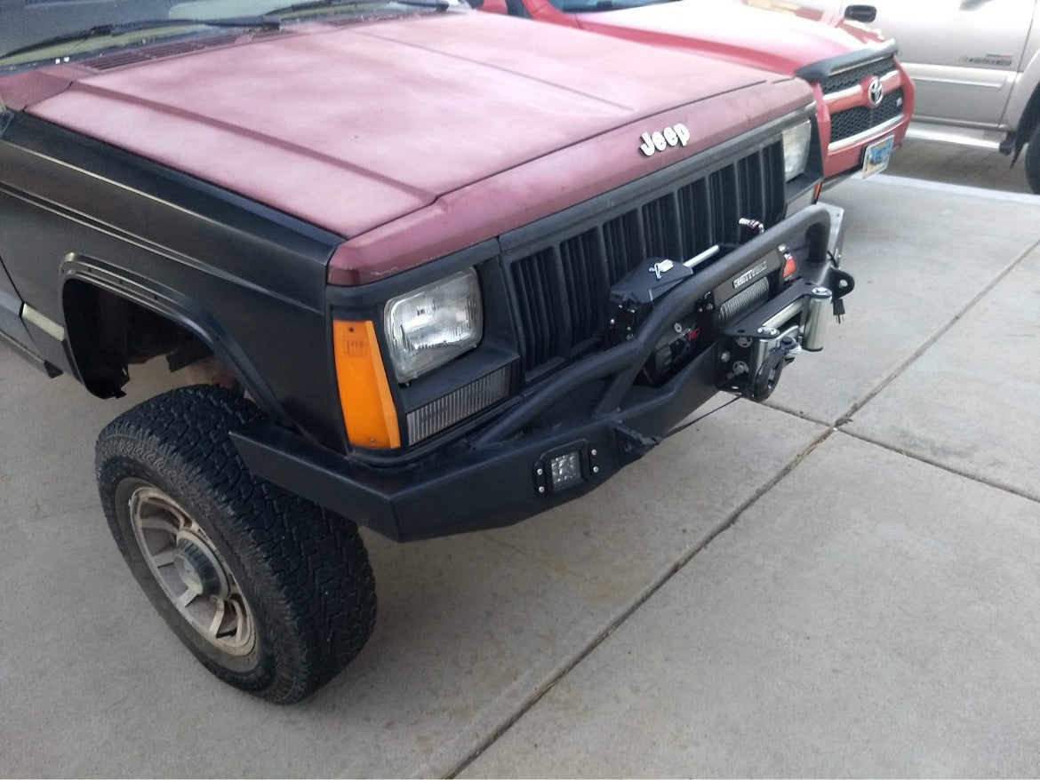 Heavy-Duty Front Bumper for Jeep Cherokee (XJ) 1984–2001 & Jeep Comanche (MJ) 1986–1992