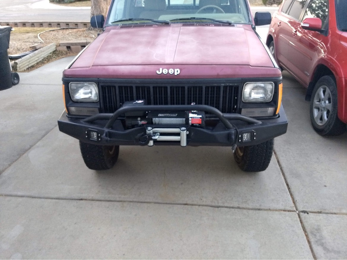 Heavy-Duty Front Bumper for Jeep Cherokee (XJ) 1984–2001 & Jeep Comanche (MJ) 1986–1992
