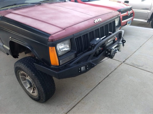 Heavy-Duty Front Bumper for Jeep Cherokee (XJ) 1984–2001 &amp; Jeep Comanche (MJ) 1986–1992